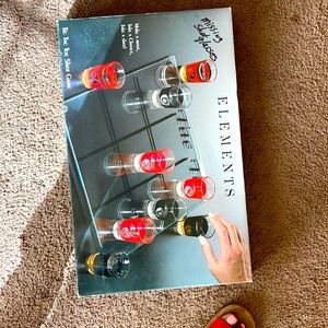 Elements tic tax toe game